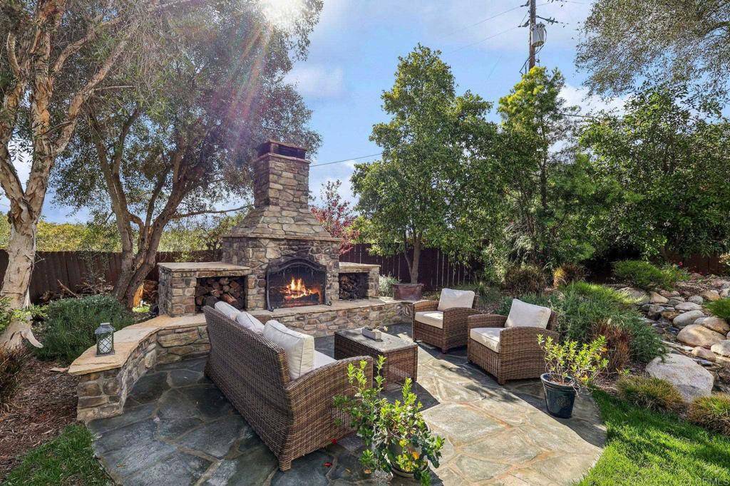 Fallbrook, CA 92028,519 Beavercreek LN