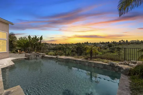 Carlsbad, CA 92009,3306 Calle San Blas