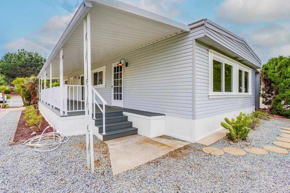 525 W El Norte Pkwy #48, Escondido, CA 92026