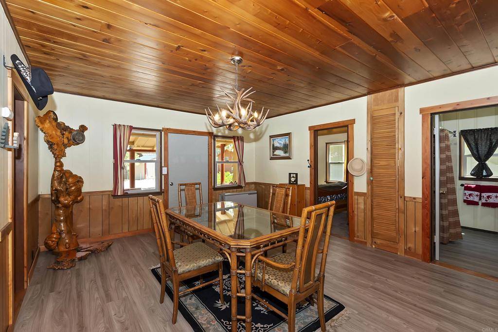 Big Bear Lake, CA 92315,39791 Forest RD