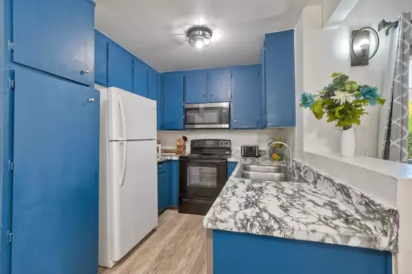 San Marcos, CA 92069,3427 Capalina RD #22