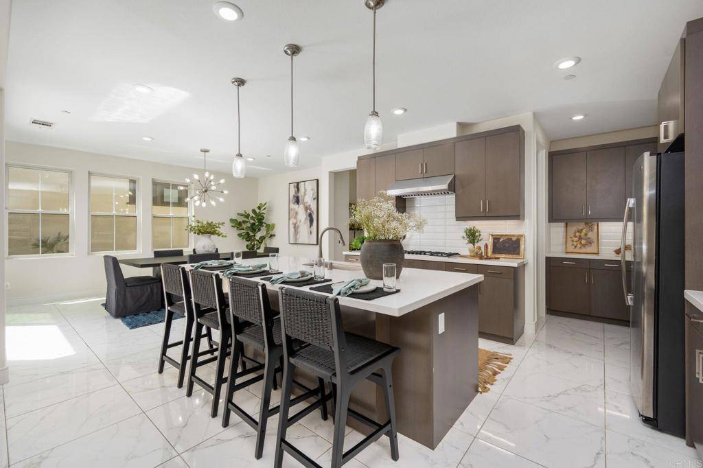 San Diego, CA 92130,6784 Kenmar WAY