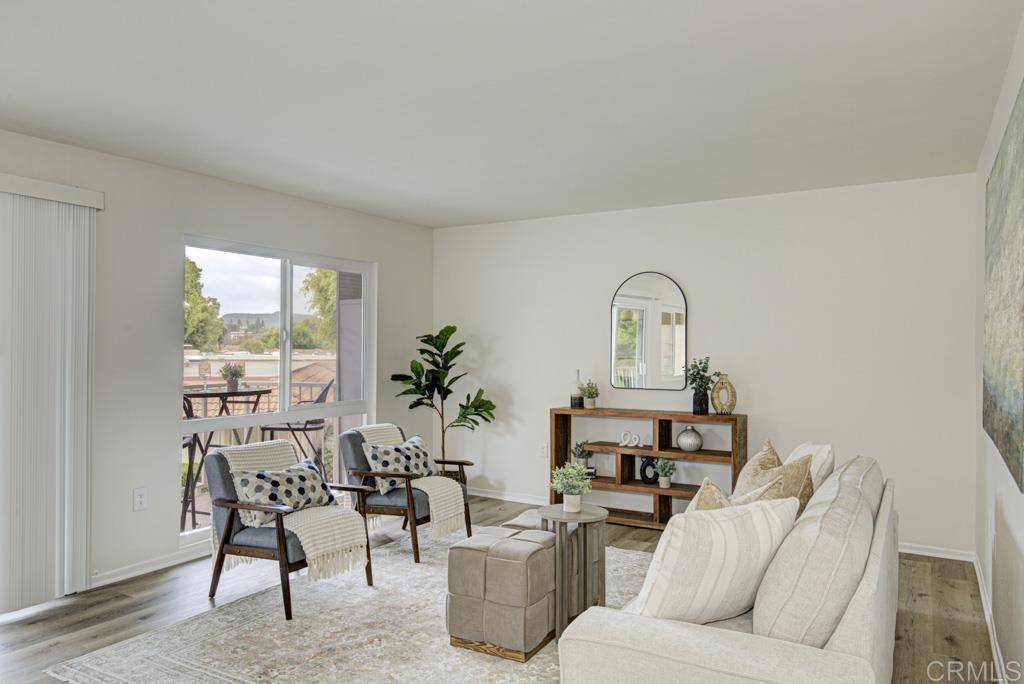 Laguna Woods, CA 92637,3168 Via Vista #B