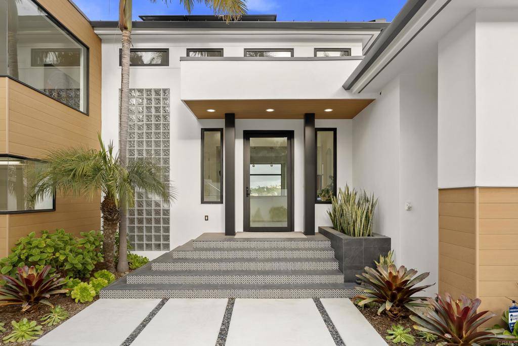 Solana Beach, CA 92075,318 S Nardo Ave