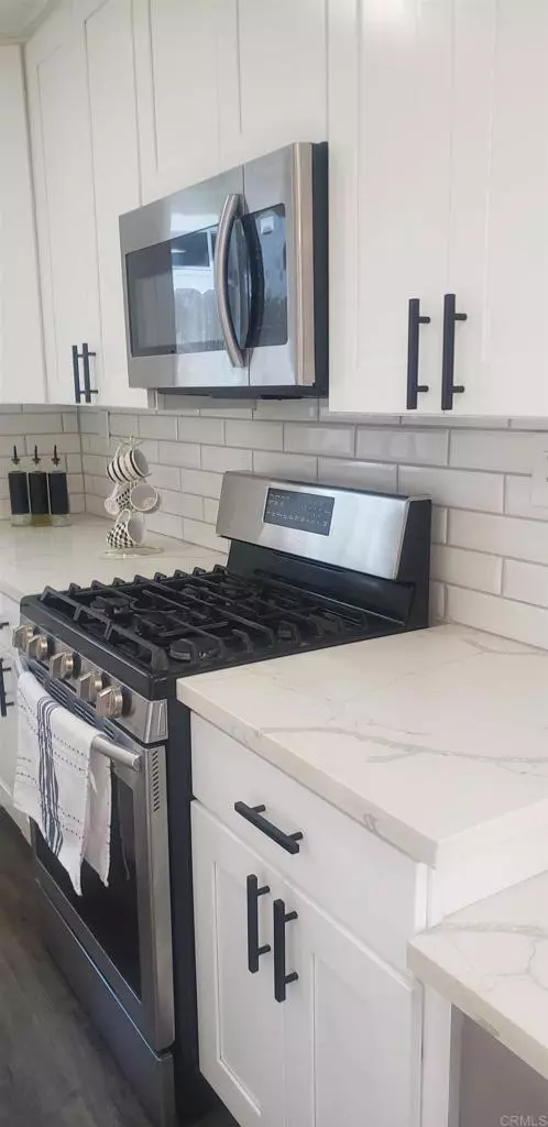 Oceanside, CA 92056,3011 Thunder DR