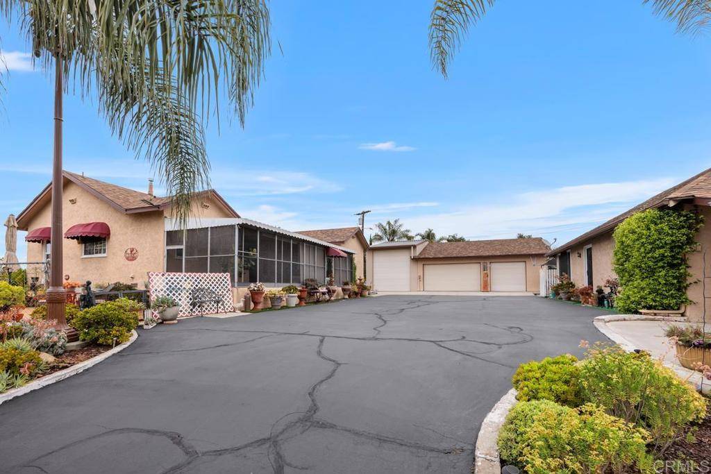 Fallbrook, CA 92028,1704 Winterwarm Dr