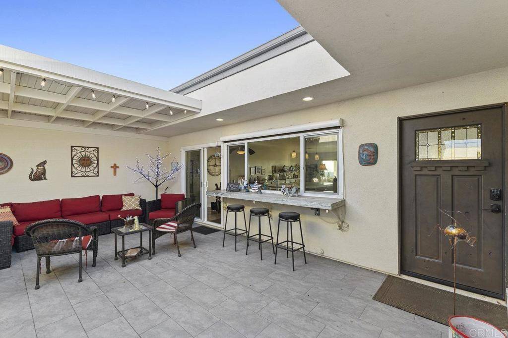 Oceanside, CA 92057,3902 Vista Campana N #12