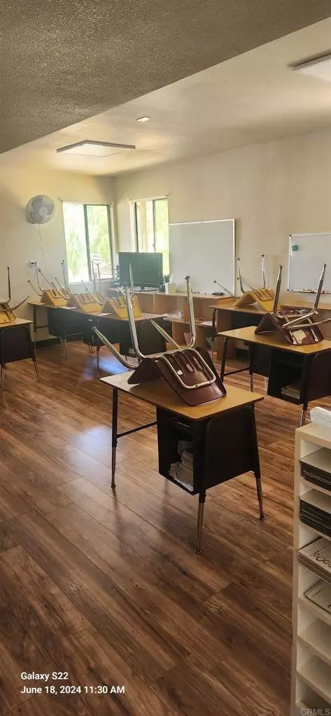 Ramona, CA 92065,255 Earlham ST