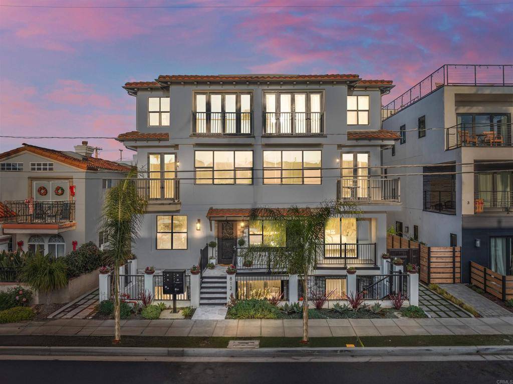 Oceanside, CA 92054,812 N Cleveland ST #1
