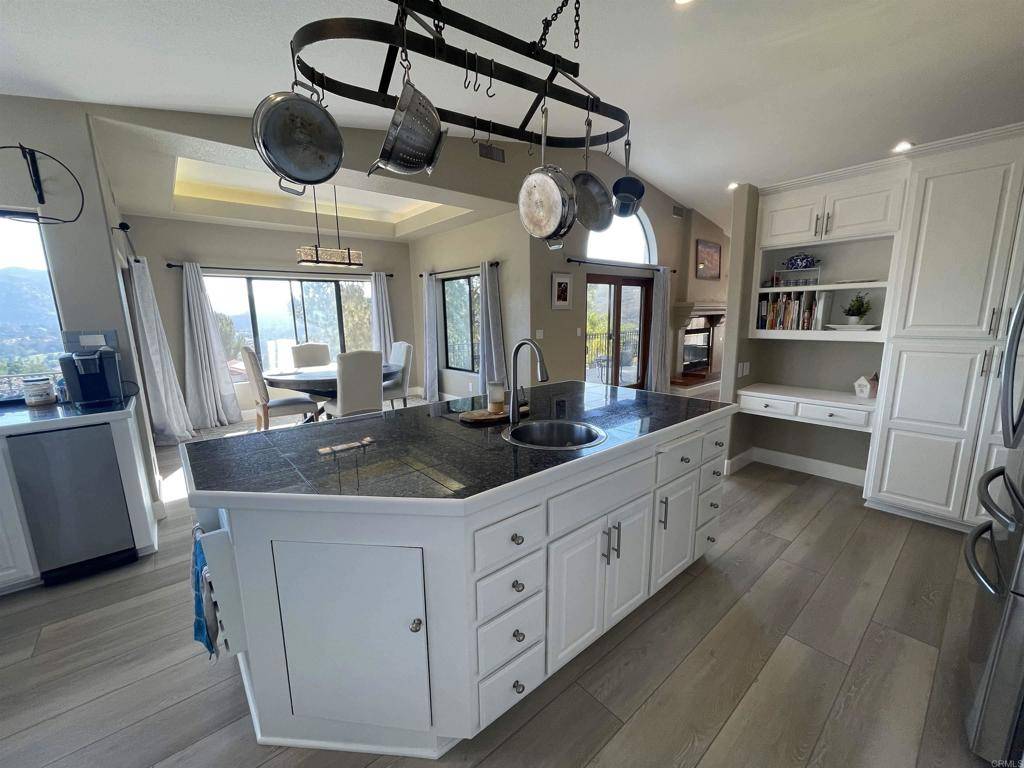 Ramona, CA 92065,15290 Moonglow DR