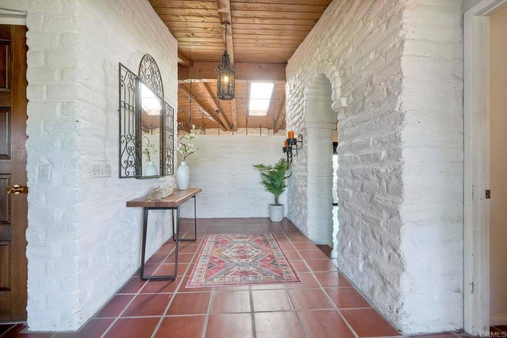 Fallbrook, CA 92028,3149 Old Post Rd