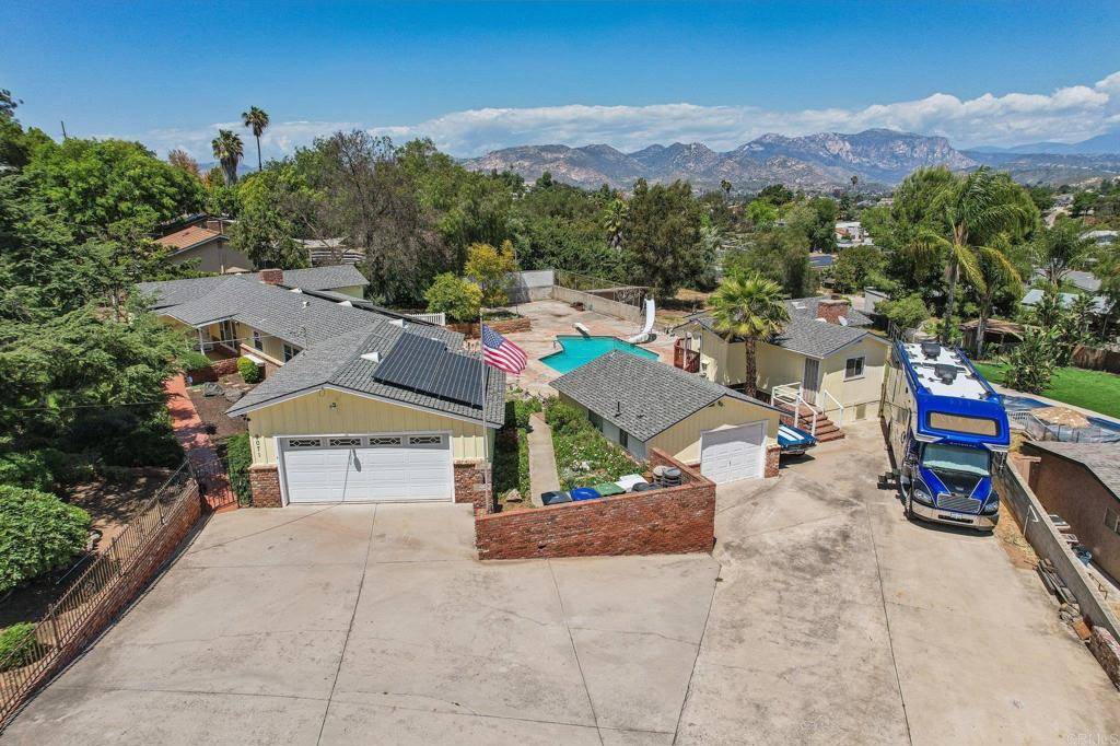 Lakeside, CA 92040,9071 Paradise Park Dr