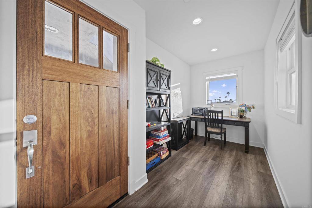 Oceanside, CA 92054,502 S Cleveland ST #3