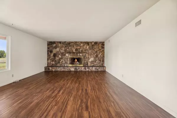 Ramona, CA 92065,1375 Pine St,