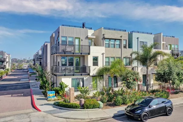 Oceanside, CA 92054,1570 Vista Del Mar WAY #4