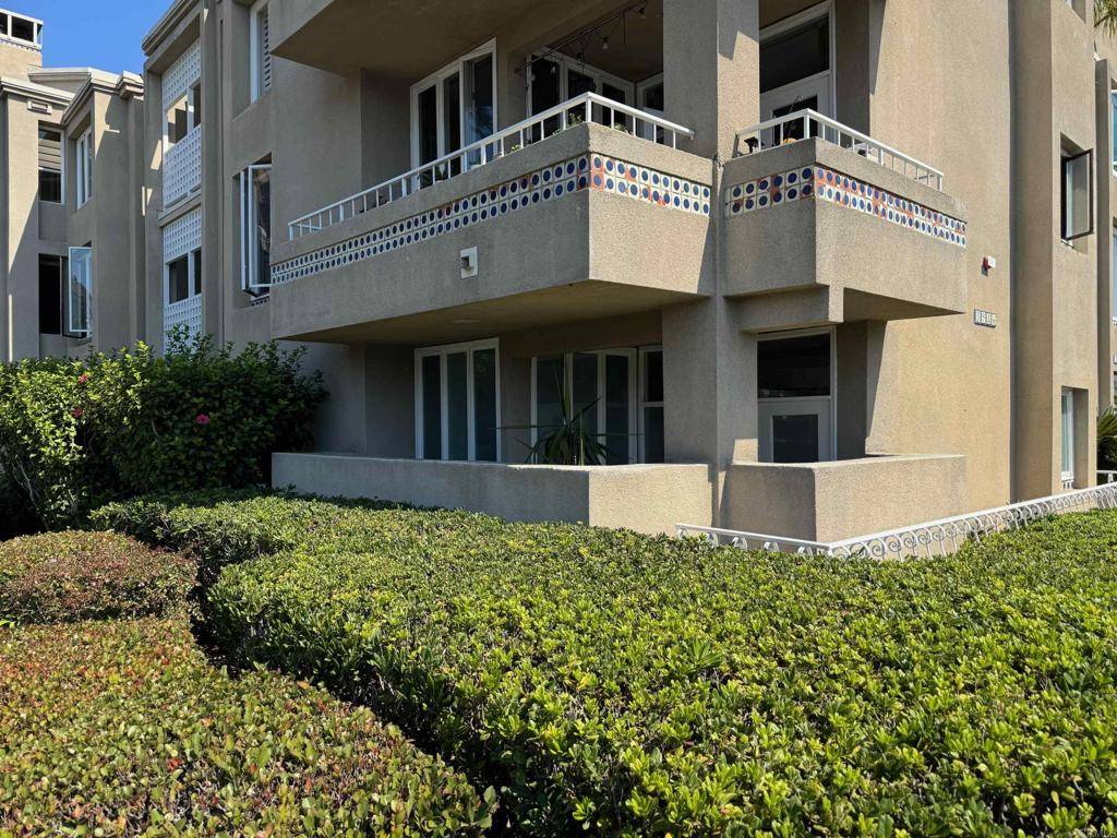 3956 Nobel Dr #101, University City, CA 92122