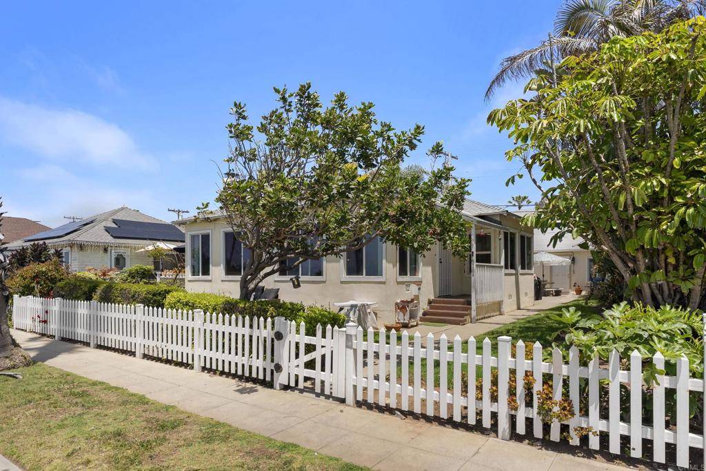Oceanside, CA 92054,618 S Pacific ST