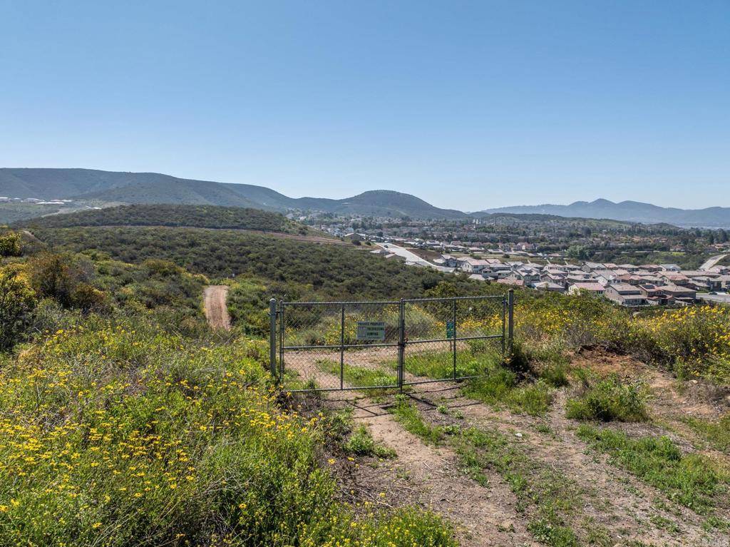 Vista, CA 92084,0 Esplendido