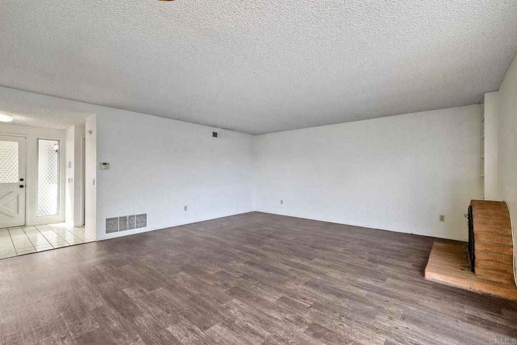 Oceanside, CA 92056,3579 Twilight LN