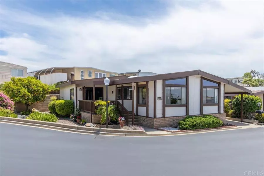 3535 Linda Vista DR #SPC 255, San Marcos, CA 92078