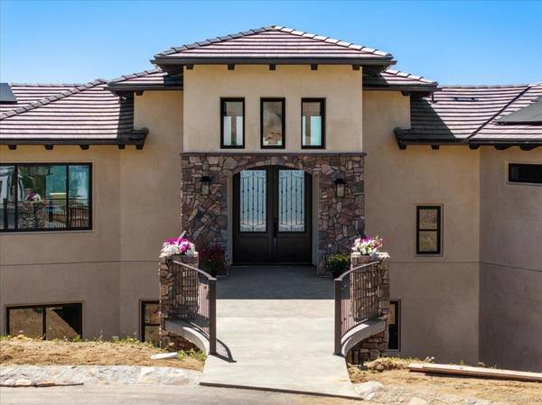 9607 Misty Meadow Lane, Escondido, CA 92026