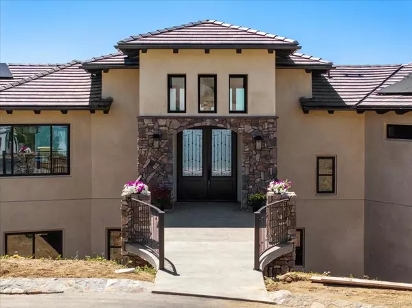 9607 Misty Meadow Lane, Escondido, CA 92026