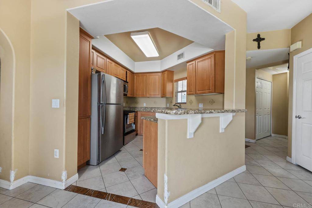 Spring Valley, CA 91977,2707 Lake Pointe Dr #204