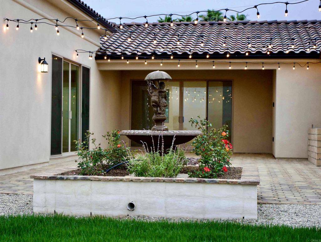 Fallbrook, CA 92028,239 Futurity Lane