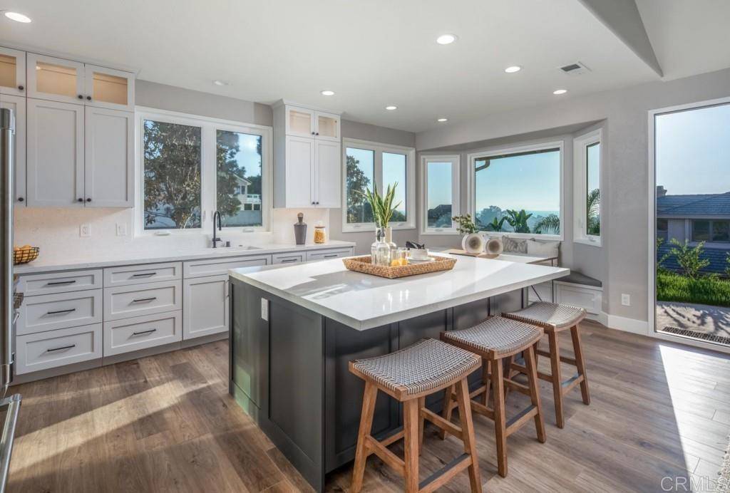 Encinitas, CA 92024,1808 Amalfi DR