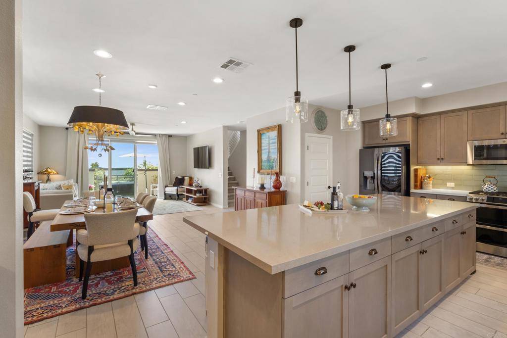 6132 Colt Place #101, Carlsbad, CA 92009