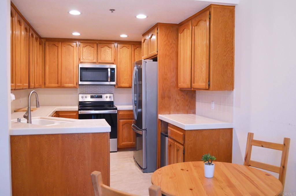 San Diego, CA 92110,5845 Friars RD #1316