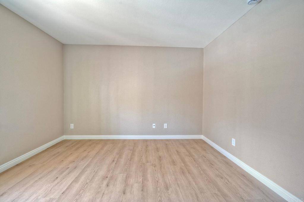 San Diego, CA 92128,12023 Alta Carmel CT #256