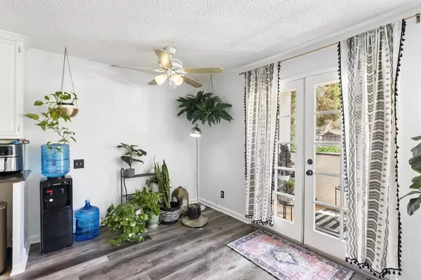 San Diego, CA 92115,5055 Collwood WAY #43