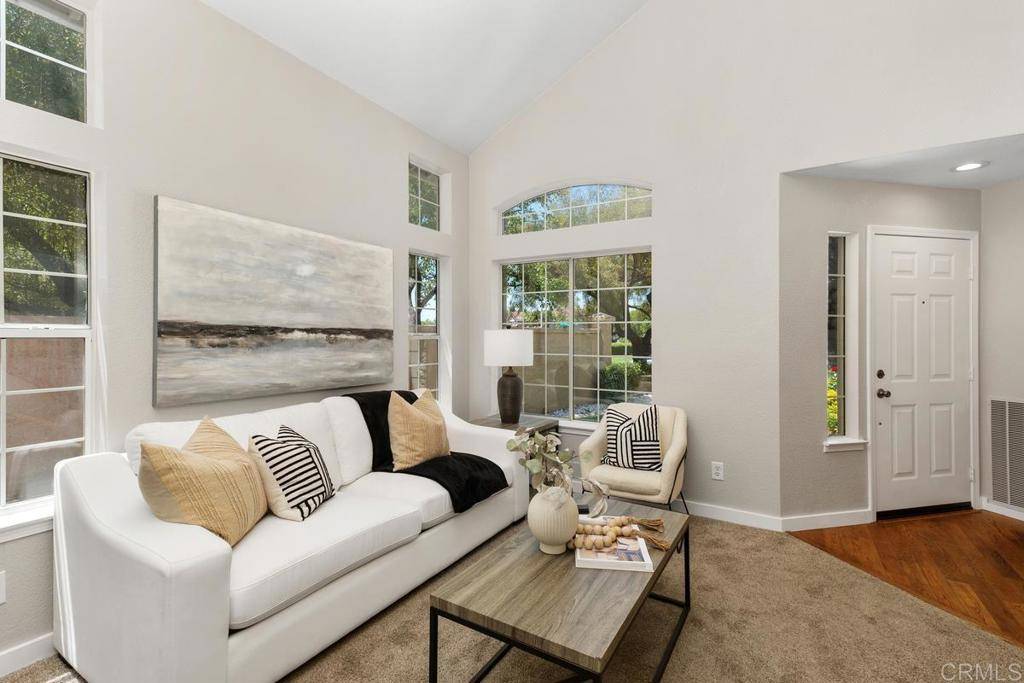 Temecula, CA 92592,32175 Via Flore