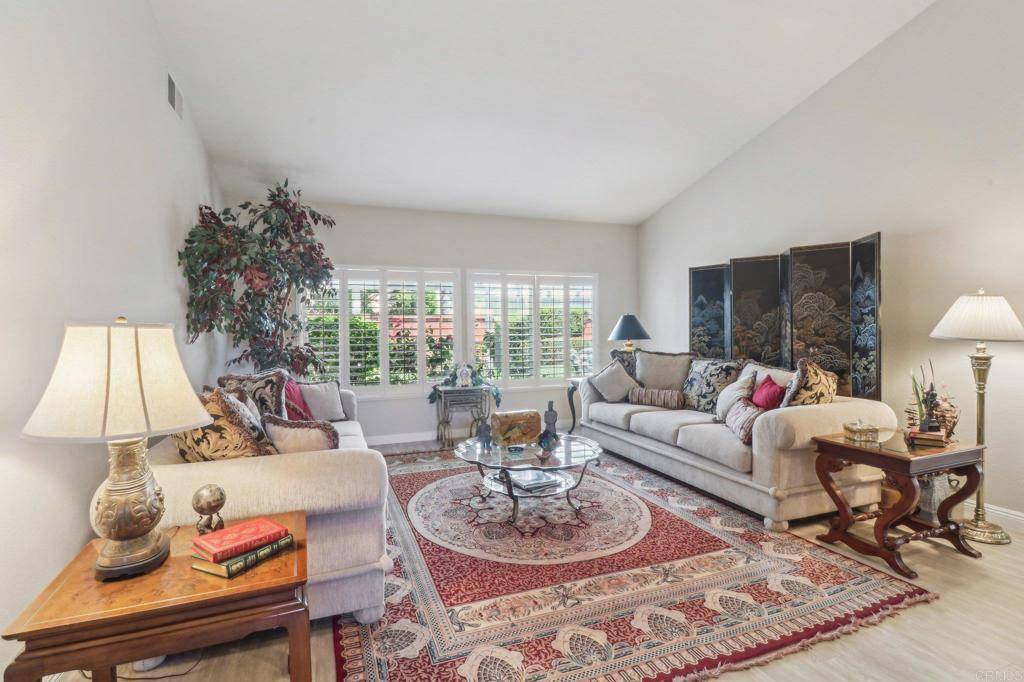 Oceanside, CA 92056,5226 Candlelight ST
