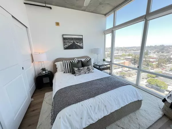 San Diego, CA 92101,1080 Park Blvd #1514