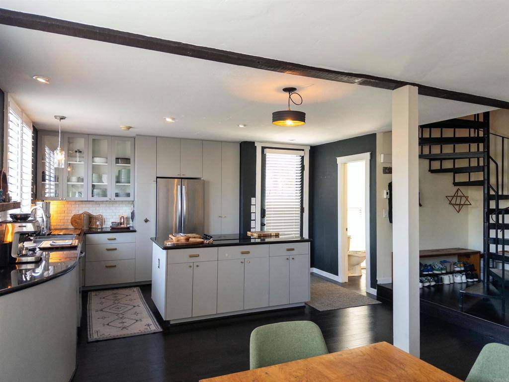 Solana Beach, CA 92075,675 S Sierra AVE
