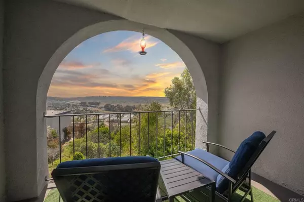 3612 Vista Bella #5, Oceanside, CA 92057