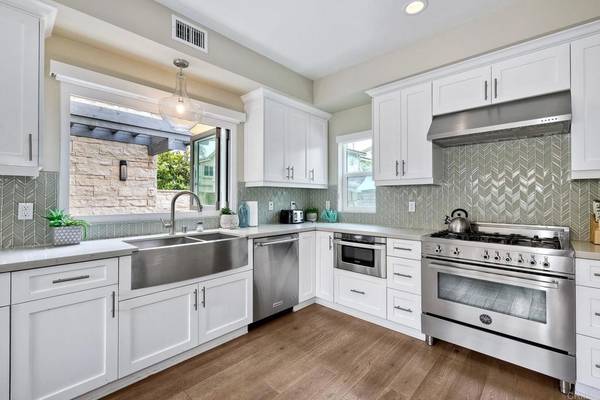 Carlsbad, CA 92008,295 Chinquapin Ave