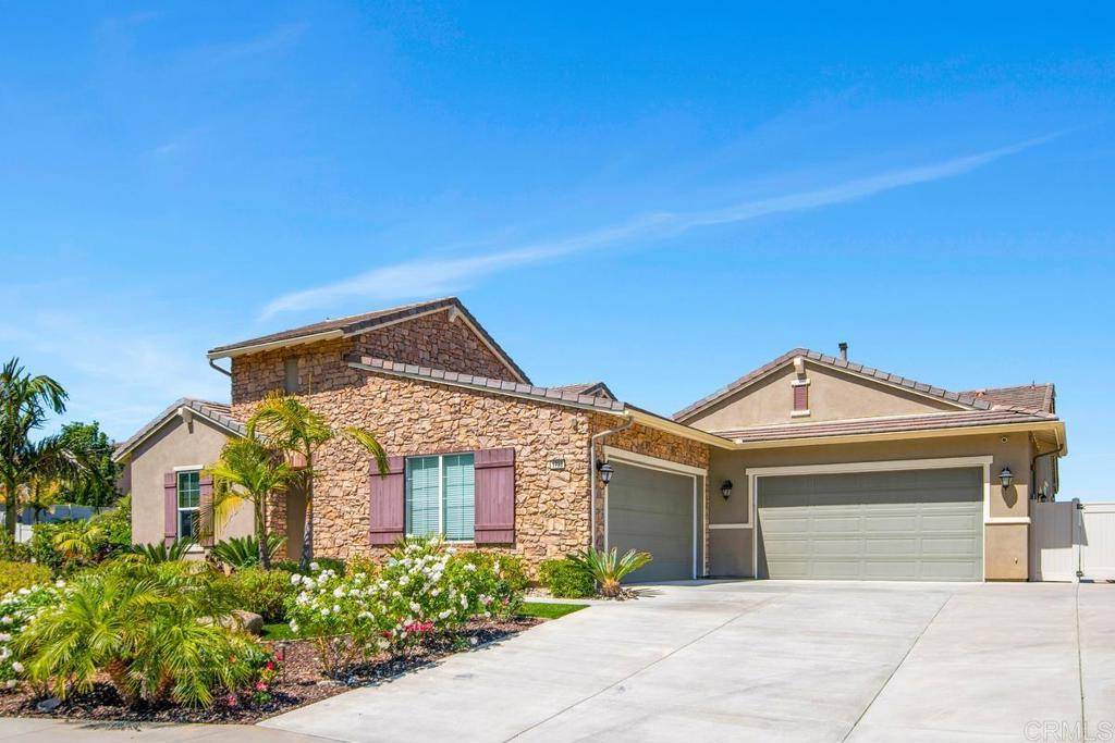 Vista, CA 92084,1733 Lemonadeberry LN