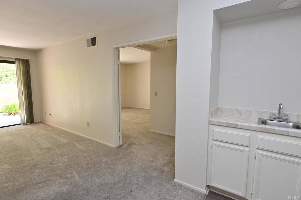 Carlsbad, CA 92009,3160 Arroyo Vista