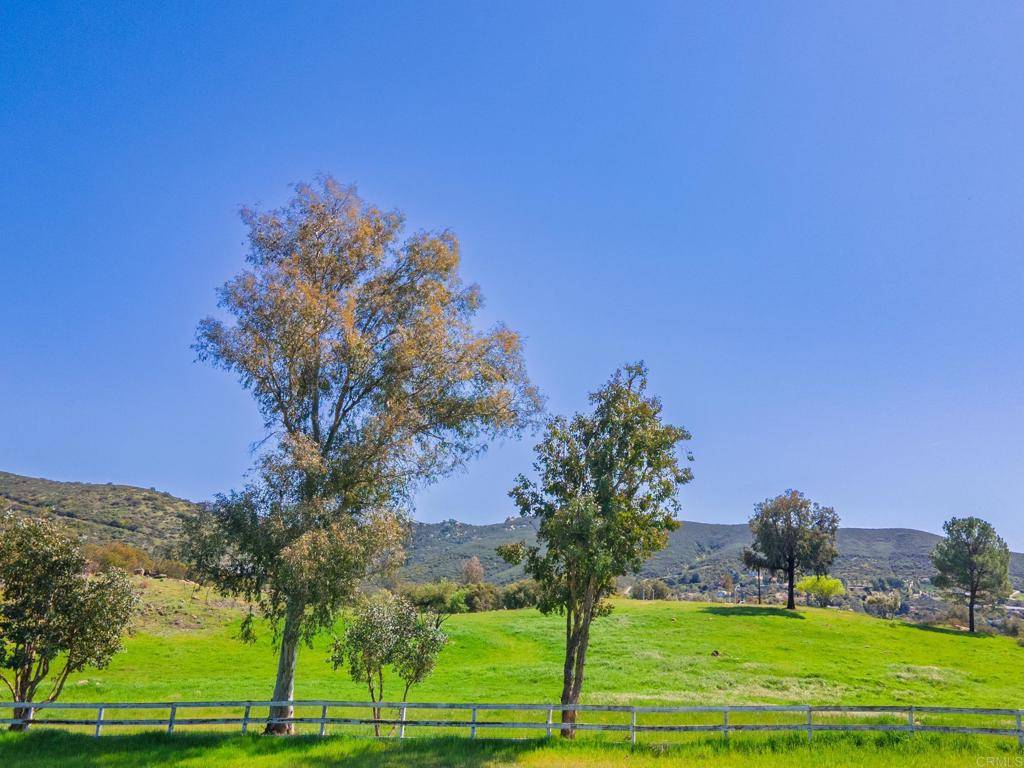 Ramona, CA 92065,0 Vicente Meadows DR