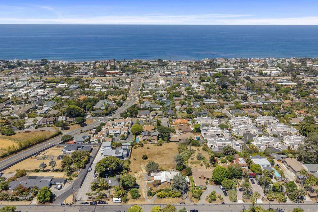 Encinitas, CA 92024,936 Hymettus, Lots 2 & 3