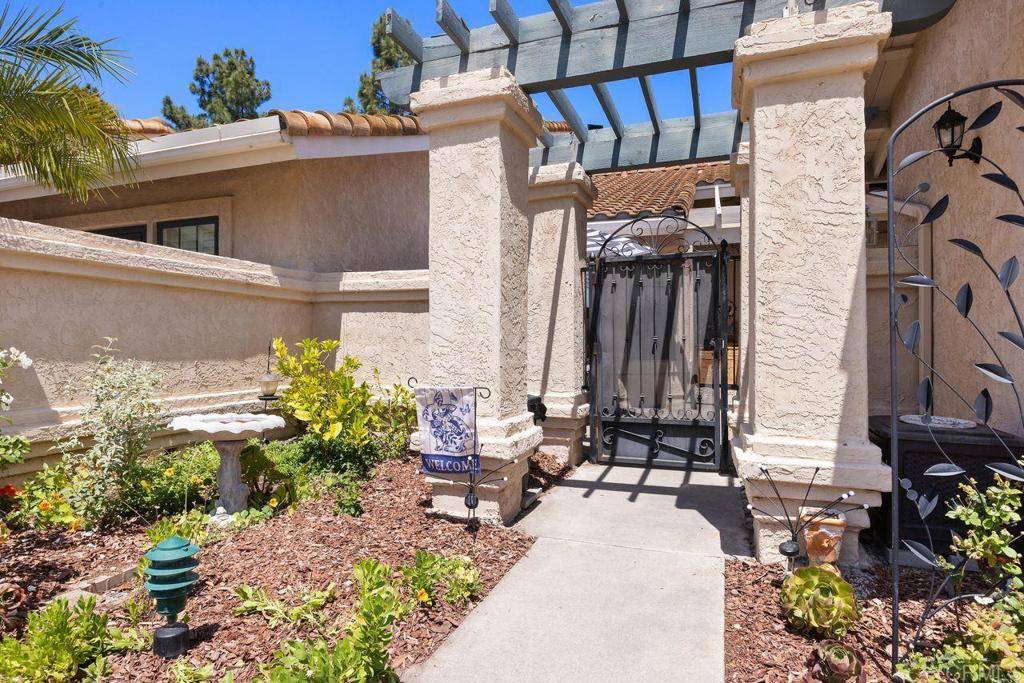 San Diego, CA 92128,15746 Via Calanova