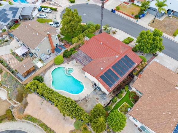 Santee, CA 92071,9336 Nalini CT