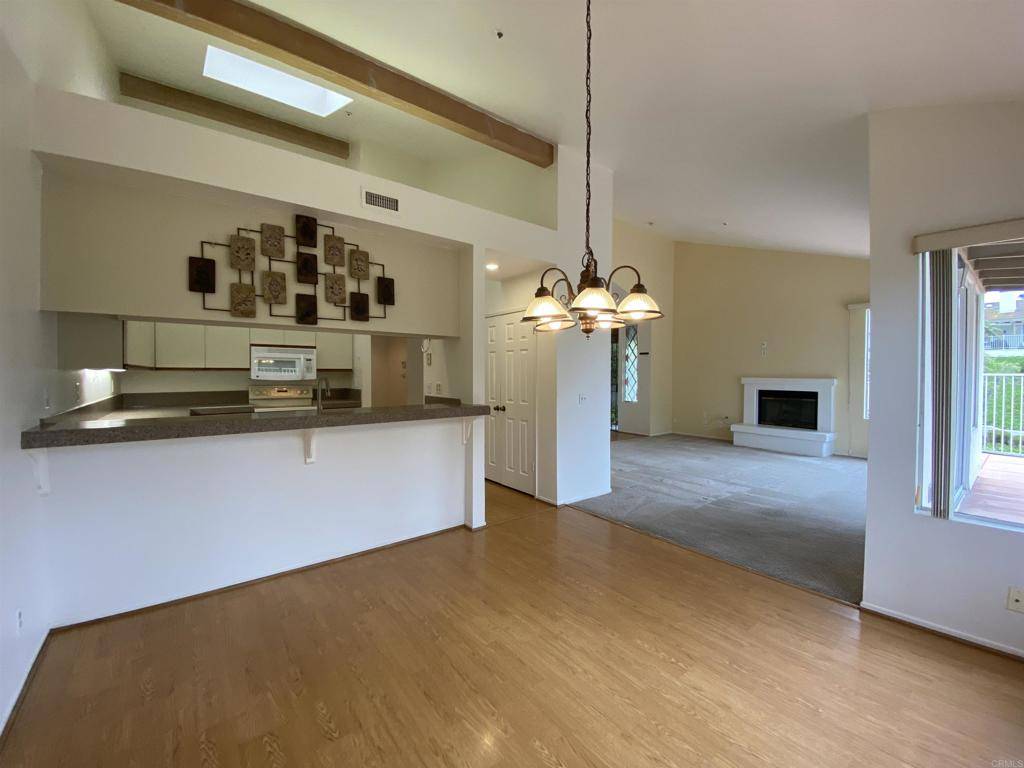 Carlsbad, CA 92008,4793 Endeavor LN