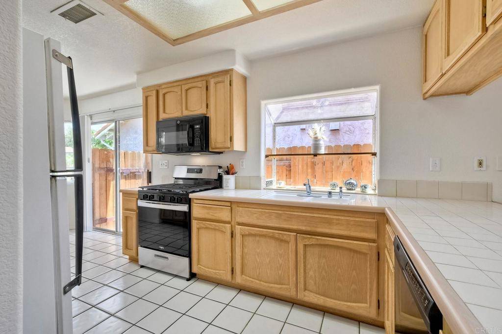 Oceanside, CA 92056,2187 Castilla Way
