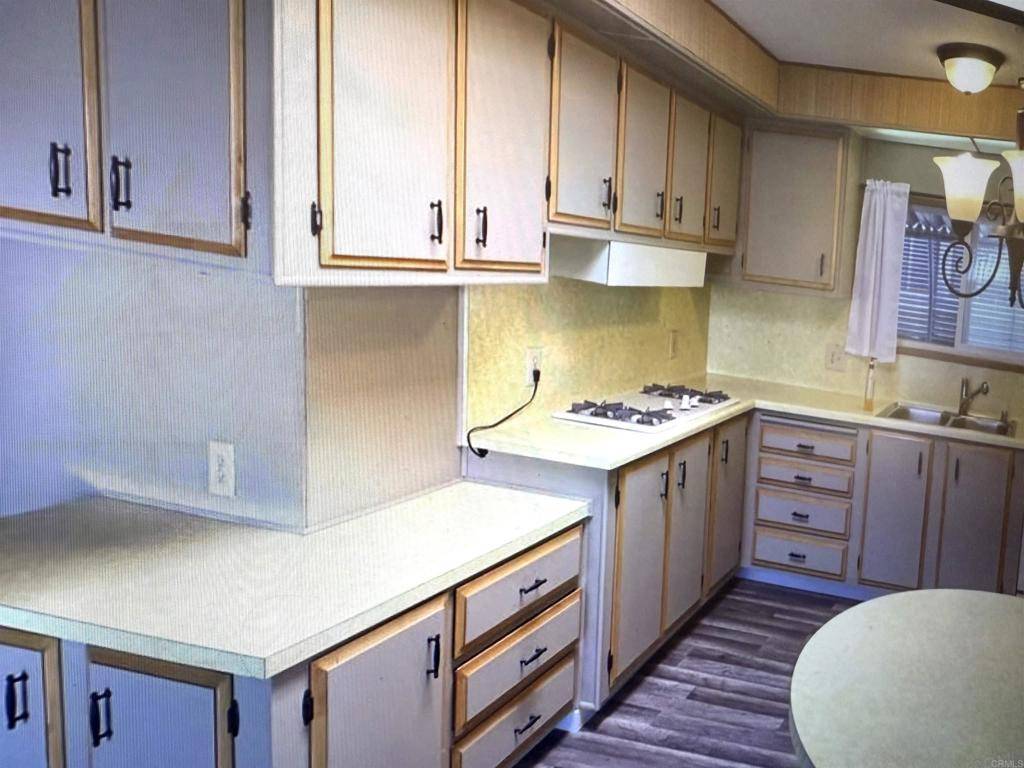 San Marcos, CA 92069,500 Rancheros Dr #48
