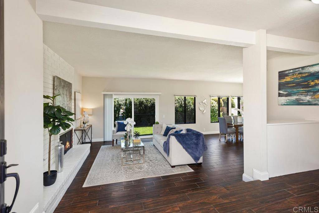 Irvine, CA 92620,6 Cape Cod