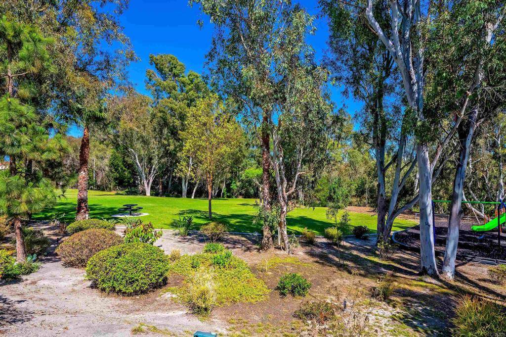 Oceanside, CA 92057,522 Lupine Way